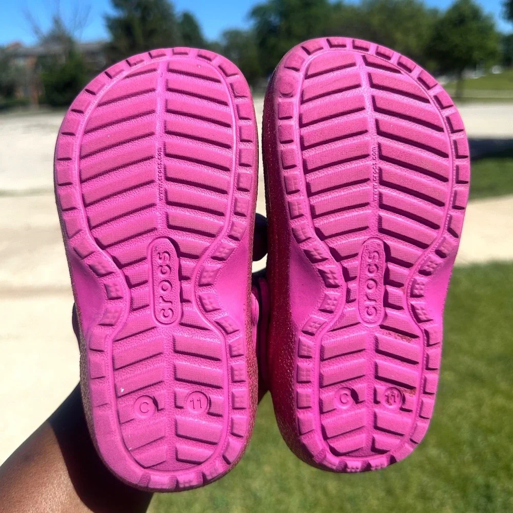 Crocs Kids Classic Lined Glitter Clogs Size 11 Pink Sparkle Sandals